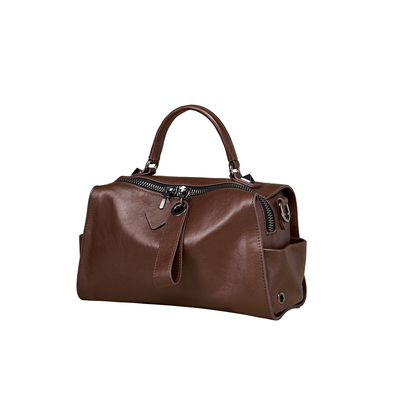 头层植鞣牛皮通勤休闲枕头包