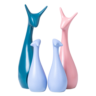 三口之家鹿陶瓷器客厅摆件酒柜高档装饰品办公室桌面摆设结婚礼物