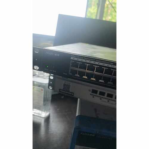 锐捷RG-S2910V2-24GT4SFP-P-L交换机，2