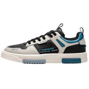 特步男鞋春季板鞋2025低帮皮面防水休闲鞋男士正品冬季轻便运动鞋