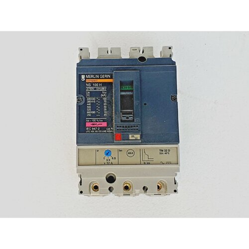 Merlin Gerin NS100H Circuit Switch 32A Travel Unit Trigger S
