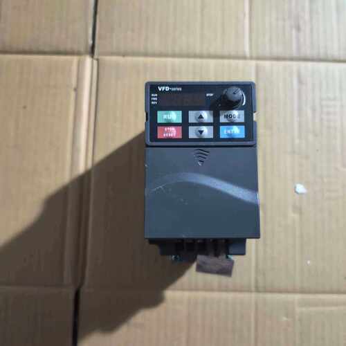 溢价-台达变频器380V-0.75KW