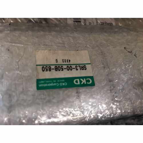 议价日本CKD分气块SRL3-00-50B-850，全新原装正品