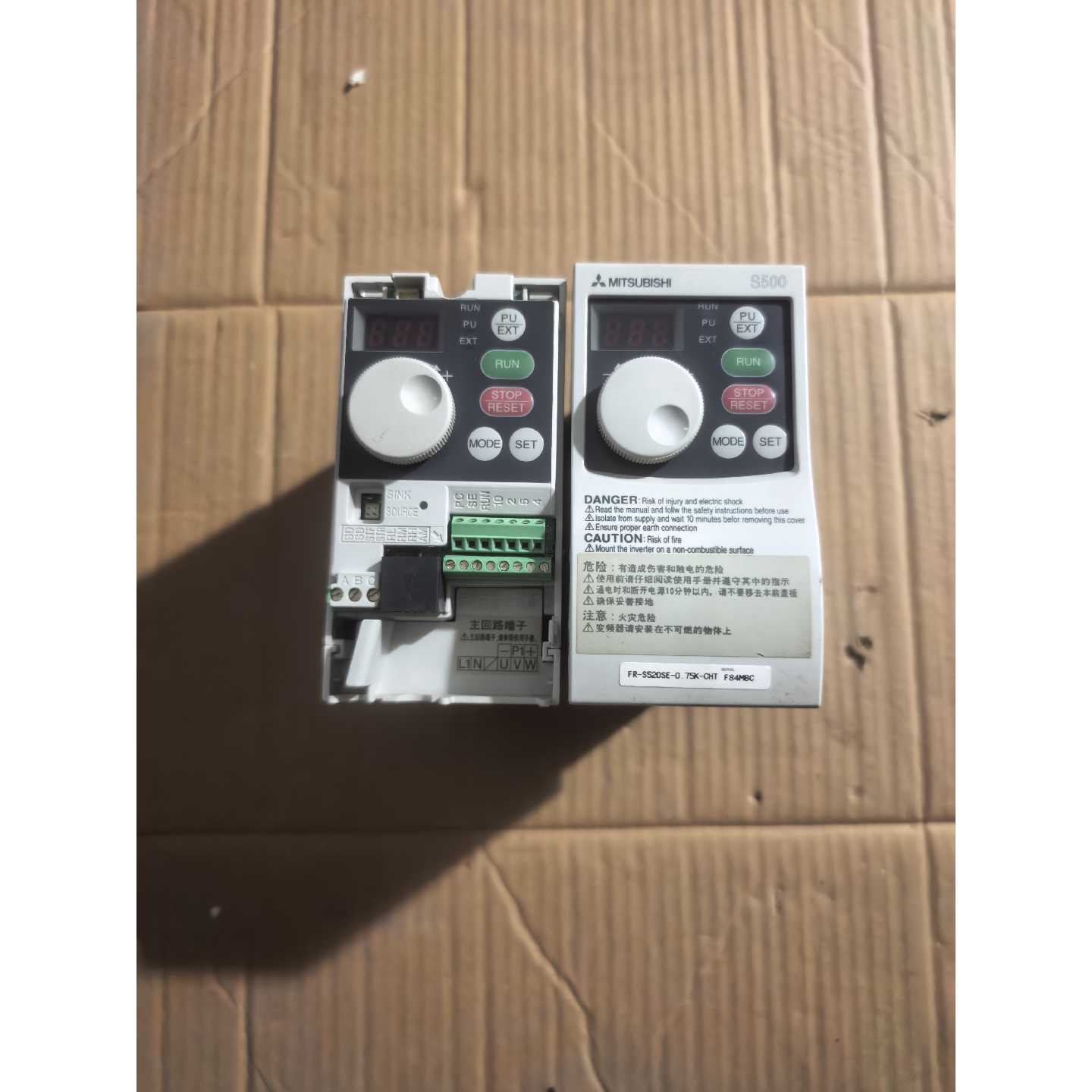 议价三菱变频器220V-0.75KW