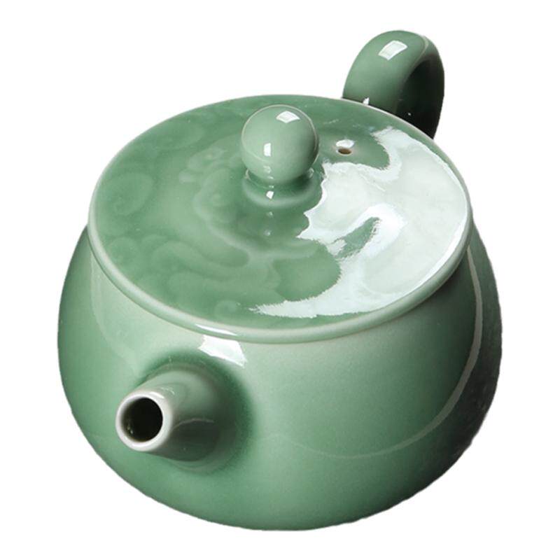 龙泉青瓷手工刻花祥云茶壶