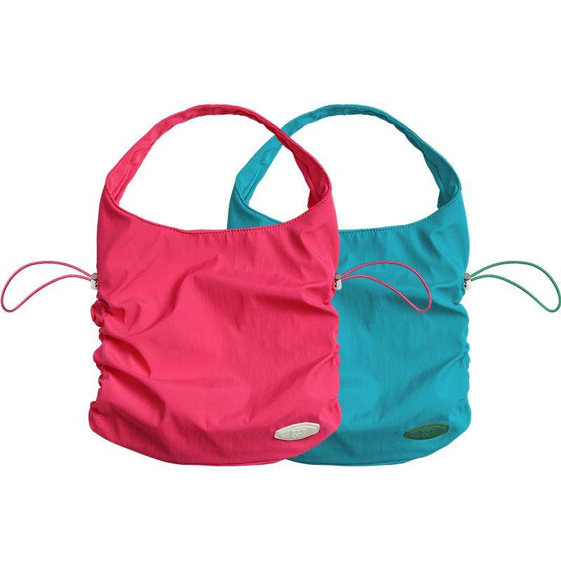 对面多巴胺抽绳腋下包运动手提包