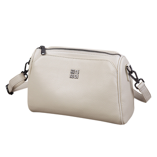 斜挎包包女士2025新款真皮白色大容量高级感洋气妈妈款女款单肩包