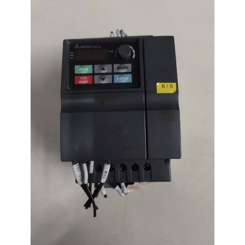 议价变频器VFD022EL43A维修