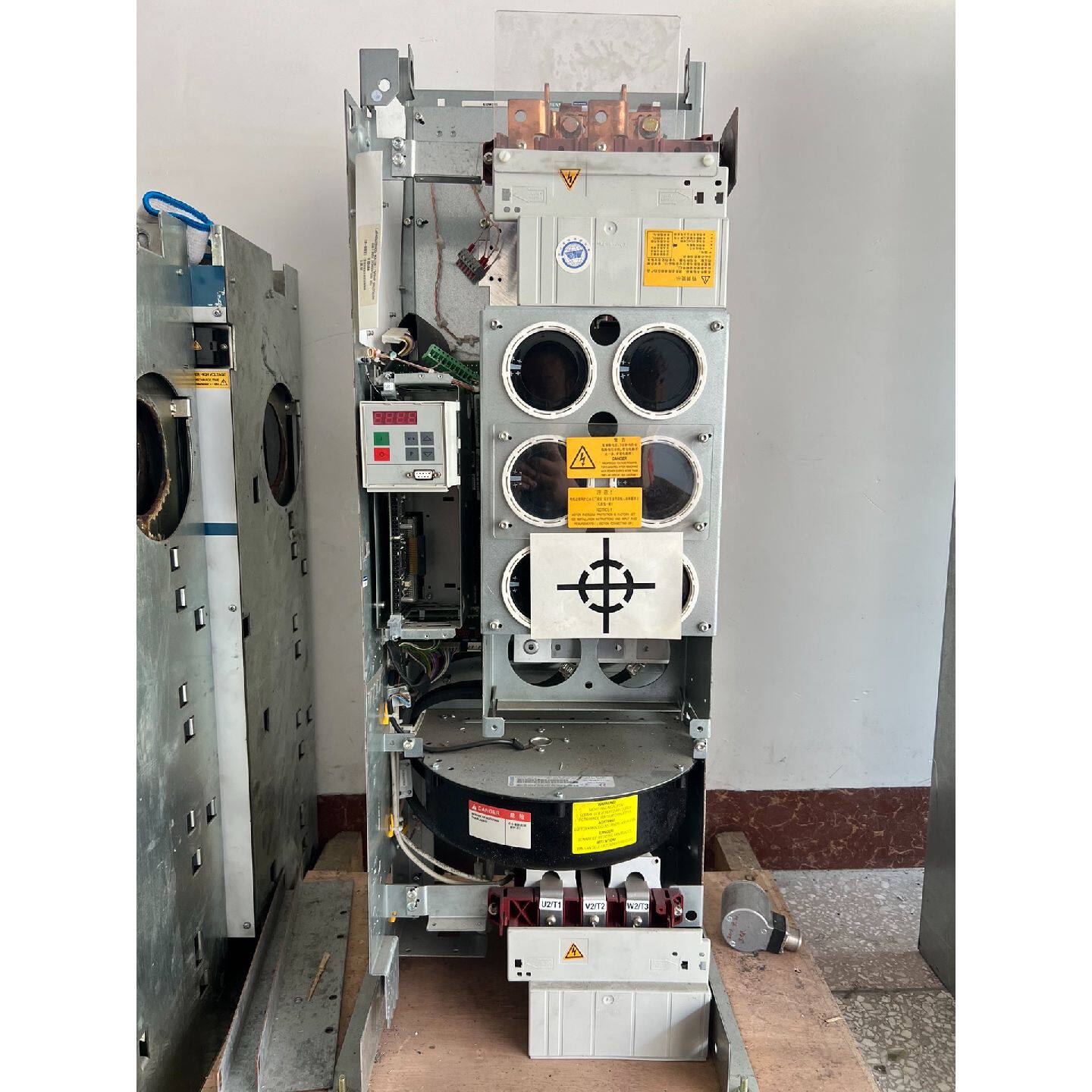 议价-变频器6SE7031-5TF601台,成色如图没有
