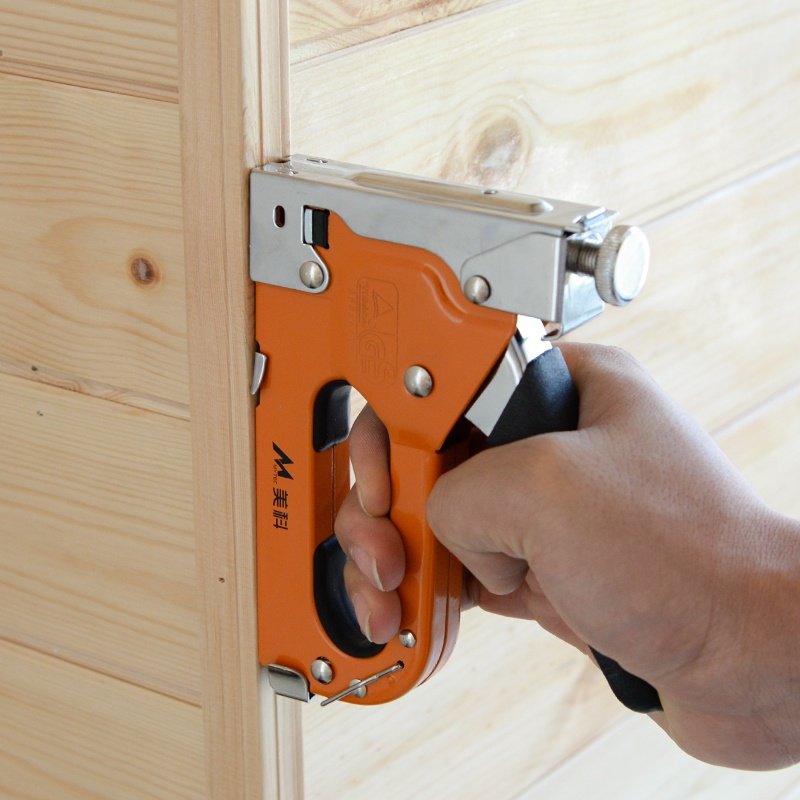 钉枪手动打钉枪打钉神器码钉抢射钉枪木工专用钢钉枪家用气钉枪