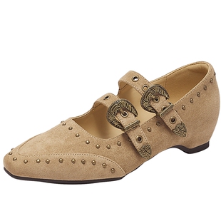 达芙妮复古单鞋女2026新款春季内增高铆钉气质不累脚浅口玛丽珍