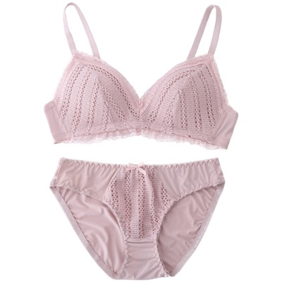 内衣女薄款夏季无痕小胸防下垂