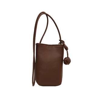 2025新款洋气超火斜挎散步手机包夏天高级感小巧轻便迷你小包包女