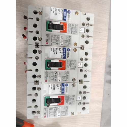 二手拆机AB罗克韦尔140UH2断路器20A7只200