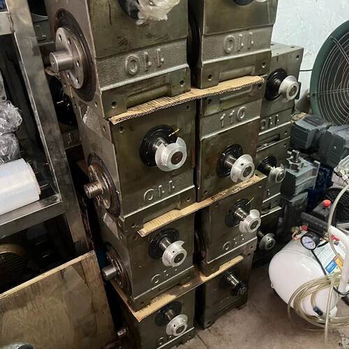 110DF凸轮精密分割器，4工位，270度转动，质量很好，外
