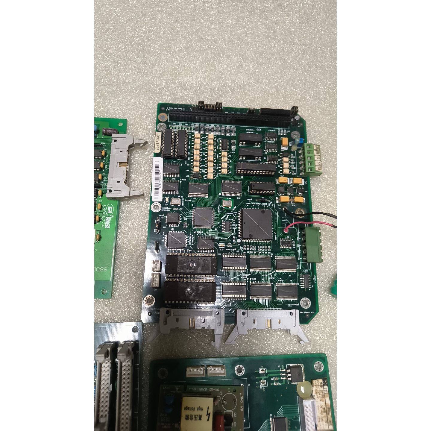 议价广数980TA数控主板一套 拆机件 带显示屏和接口板 芯片接