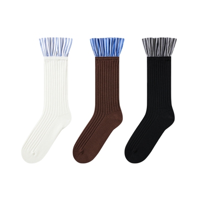 自带松弛感的条纹翻边袜