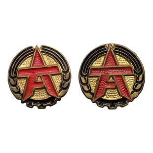 东德工人艺术节铜质奖章2枚别针徽章纪念章6120