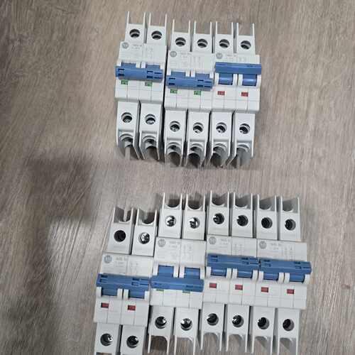 1489-M1C050 1489-M2C200 Allen Bradley 断路器