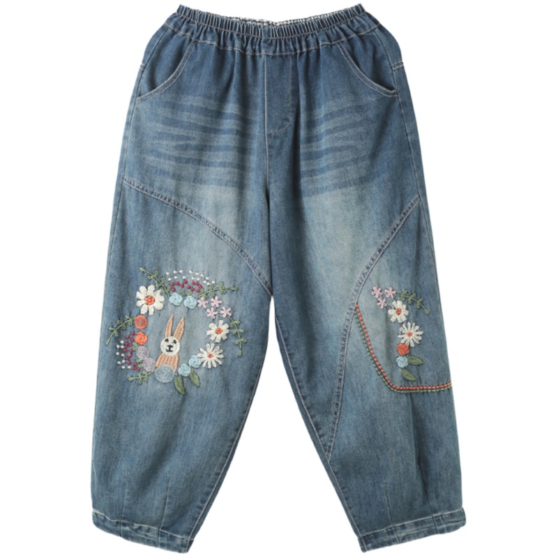 孔雀飛飛夏裝新款韓版寬松顯瘦卡通刺繡時(shí)髦復(fù)古女大碼牛仔哈倫褲