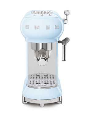 SMEG/斯麦格 ECF01意式咖啡机家用小型半自动专业一体打奶泡礼物
