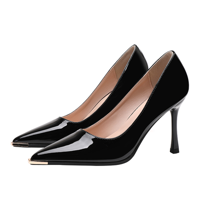 小红书推通勤职业高跟鞋裸色尖头