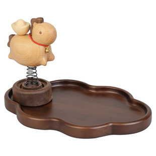 新年礼物马上有钱装饰摆件2026年新款实木收纳托盘乔迁礼物伴手礼