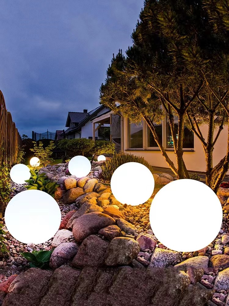 户外发光地插草坪圆球灯太阳能景观灯防水漂浮球庭院灯网红拍照灯