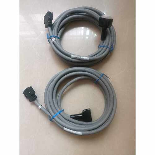 议价日本IAI电缸连接线CBRCS2PA050维修