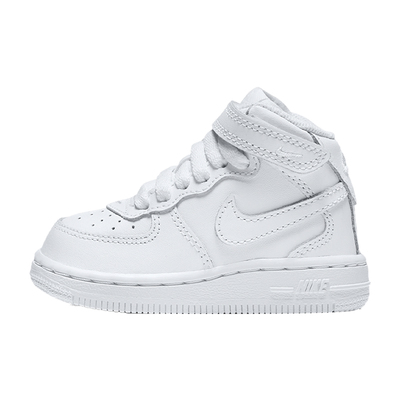 耐克小童高帮系带运动风板鞋