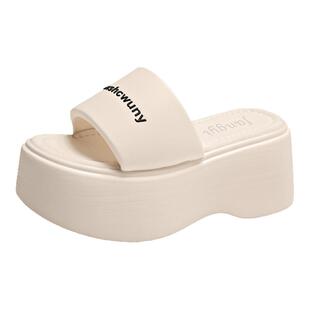 软皮厚底松糕拖鞋女2025夏季外穿一字小个子轻便小码34婚纱沙滩鞋