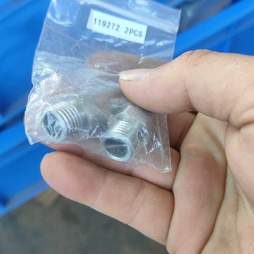 议价Br New Stock 119272 Screw Posts  Pack Of 2适用
