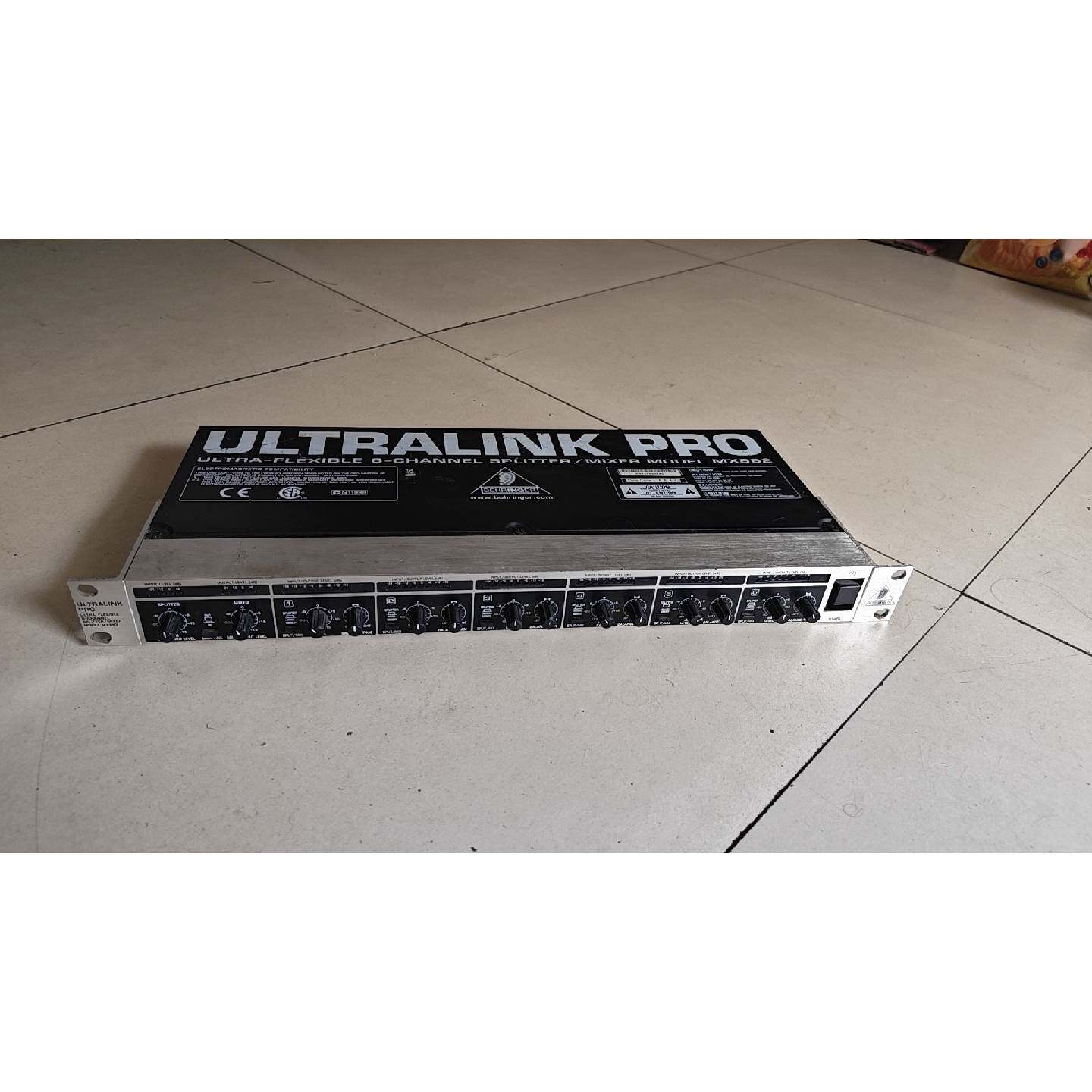 议价ULTRALINK PRO MX882 8路分频器,实物图片