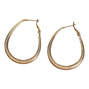 小美欧美风圆环耳圈女简约大气前卫设计感时尚耳环百搭高级感耳钉