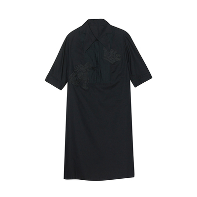 谜底2023夏新款恐龙剪影绣花H型宽松短袖连衣裙文艺小众235ML6048