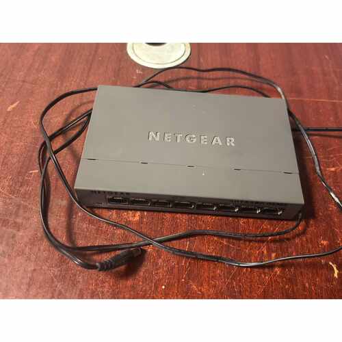NETGEAR八口千兆交换机