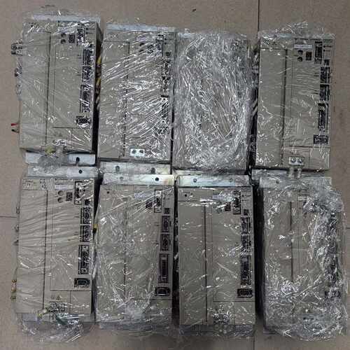 溢价-SGDS-30A75ARY533-E 安川驱动器 件 功