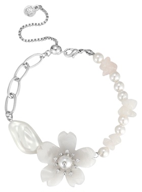 原创设计夏季新款白色花朵珍珠手链女清新气质时尚高级感优雅手饰