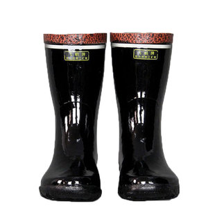 飞鹤工矿靴中高筒煤矿下井隧道矿工建筑防滑防水耐磨劳保反光药物