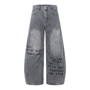 做旧水洗阔腿牛仔裤男女款复古文字印花弯刀裤高街oversize牛仔裤