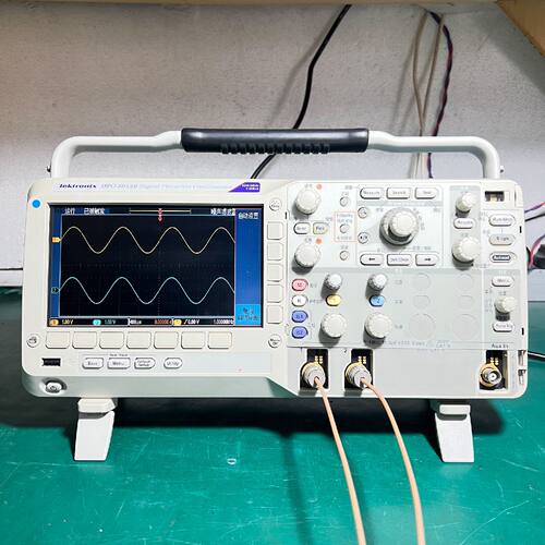 议价Tektronix泰克DPO2012B数字示波器100MH可维修