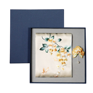 苏绣围巾年货节桑蚕丝女士刺绣胸针妈妈真丝手工披肩丝巾礼物方巾