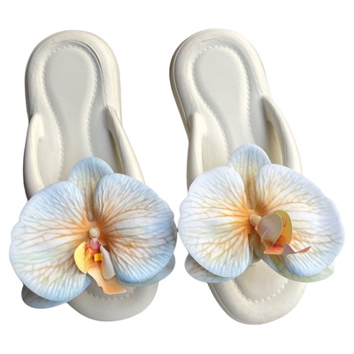 2025新款泰国花朵人字拖沙滩凉鞋
