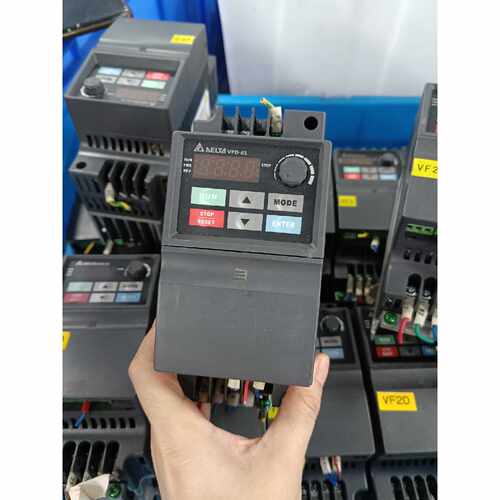 议价台达VFD004EL21A变频器维修