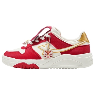 福燈贺岁|特步童鞋新年款女童保暖休闲板鞋儿童运动学生防滑鞋子