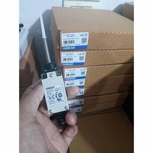 议价全新原装欧姆龙D4V8166Z限位开关实物拍摄参数详见维修