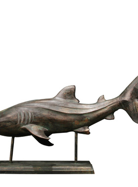 鲨鱼客厅玄关样板房会所软装仿铜