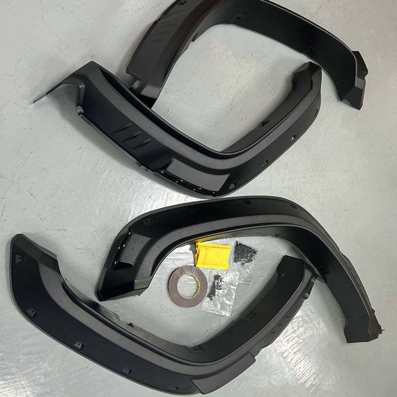 2019+适用于JIMNY铃木吉姆JB74防撞条防尼刮宽体轮防改装眉蹭