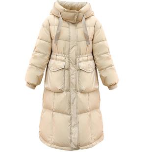 特大码羽绒服女200斤长款加厚 2025新款收腰显瘦连帽胖mm冬装外套