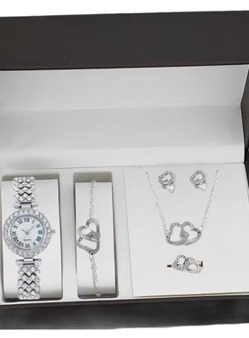 春节礼物经典轻奢水钻项链礼盒装